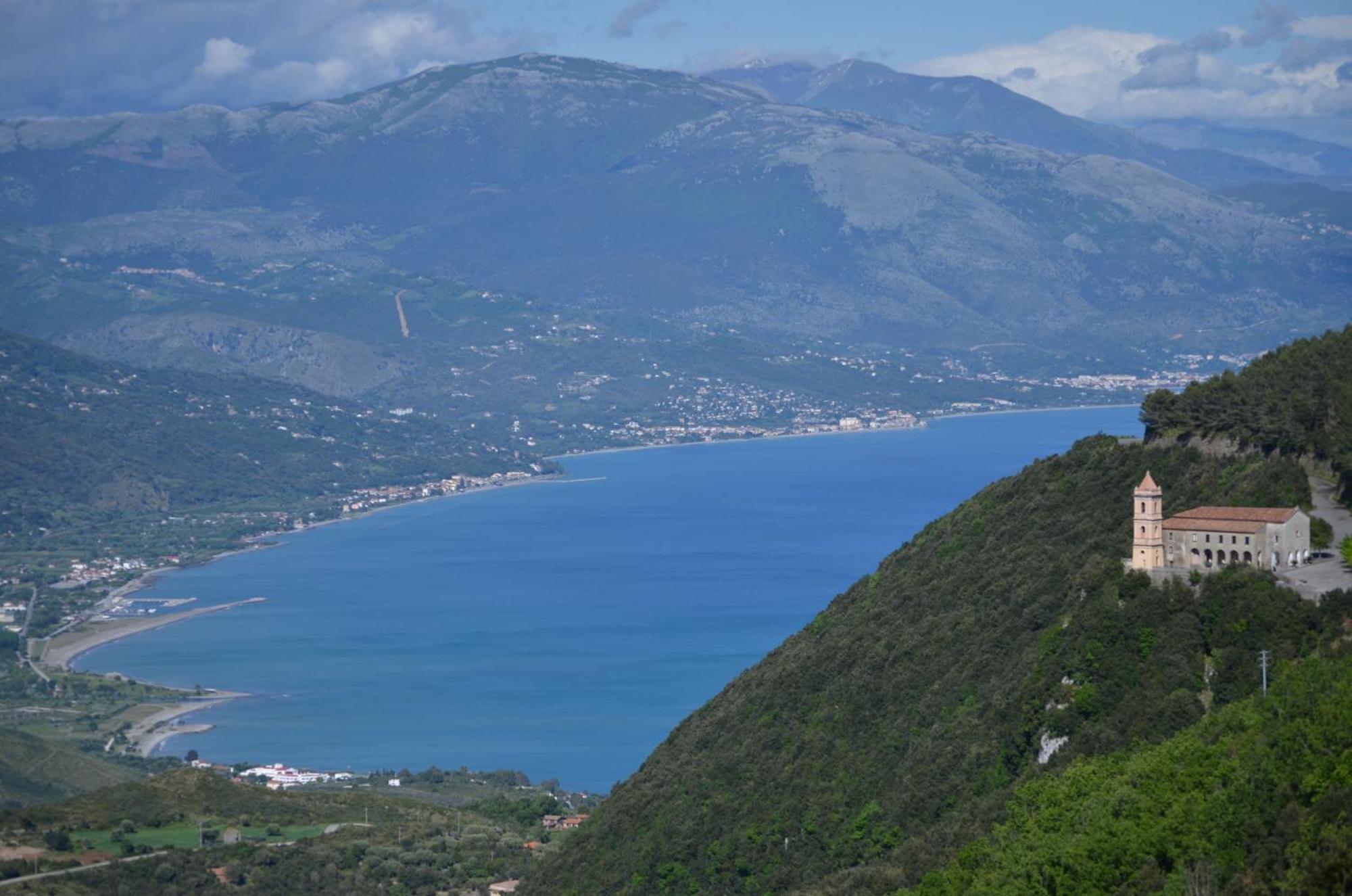 Willa Tre Borghi San Giovanni a Piro Zewnętrze zdjęcie